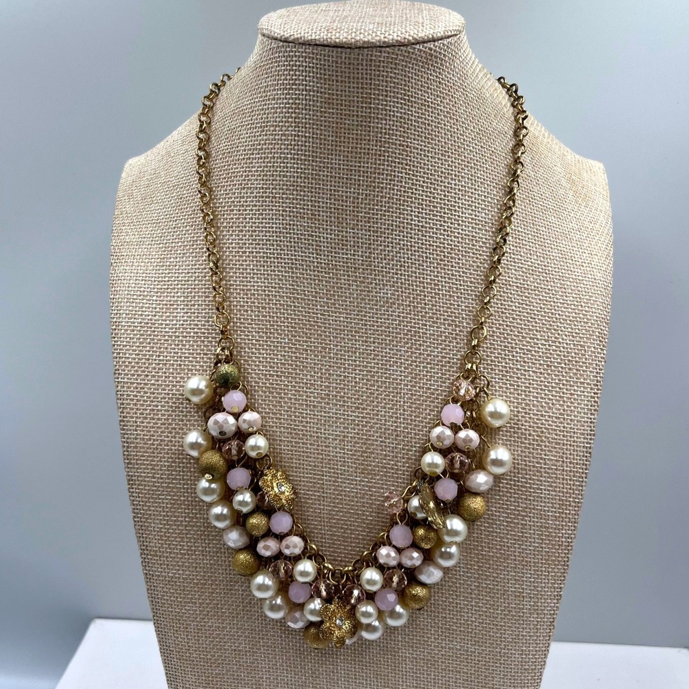 Vintage Pink Pearl Cluster Statement‎ Necklace Gold Tone Floral Charm Bib Style